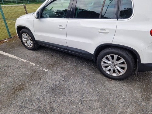 Alloy wheels with tyres - with,