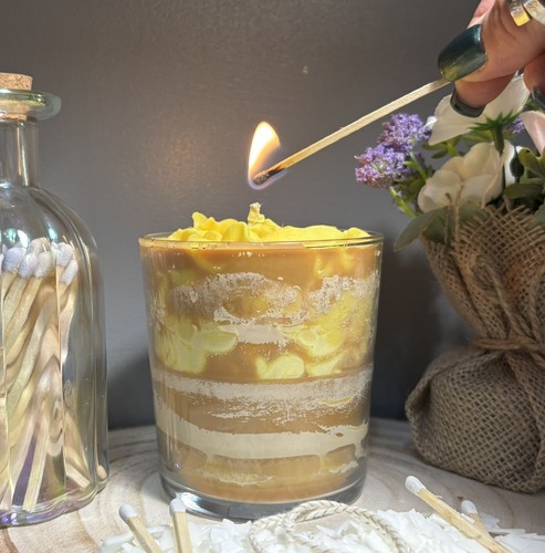 Peach almond cupcake candle - almond,