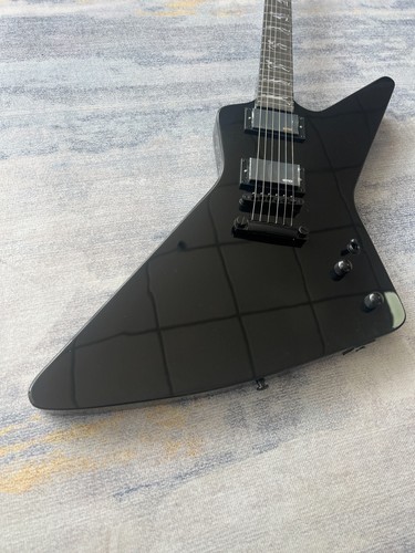 Black explorer style electric - black,