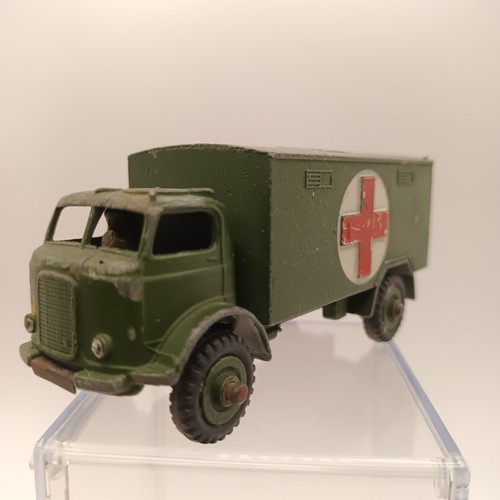Dinky toys military ambulance - dinky,