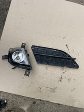 BMW 3 SERIES E90 E91 LCI NEARSIDE DRIVER FRONT FOG LIGHT & GRIL 170037-01 *K6-A4
