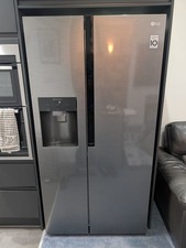LG GSL460ICEV American-Style Fridge Freezer - Dark Graphite 02 1CONDN