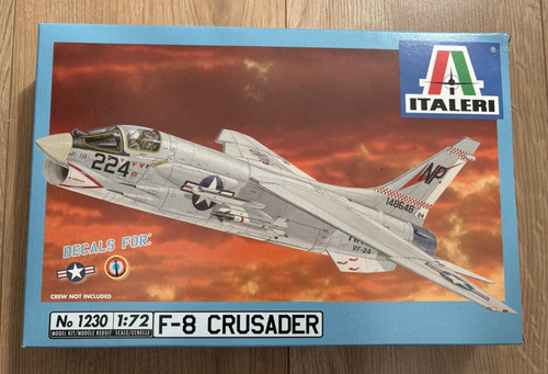 Italeri model kit 1230 - model,
