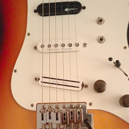 Squier strat sunburst - squier,