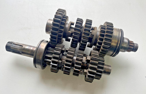 Suzuki gs550e gearbox - (gs550e),