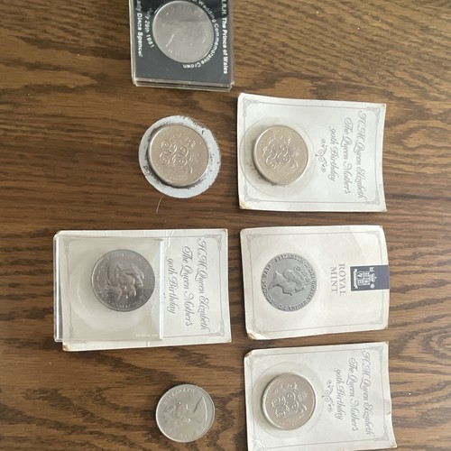 Royal mint commemorative - mint,