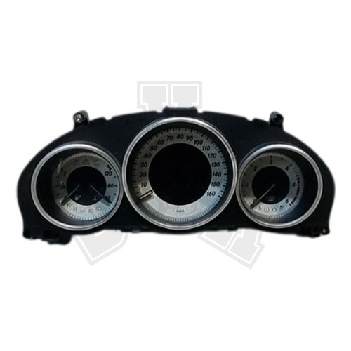 Mercedes e220 speed - speed, cluster
