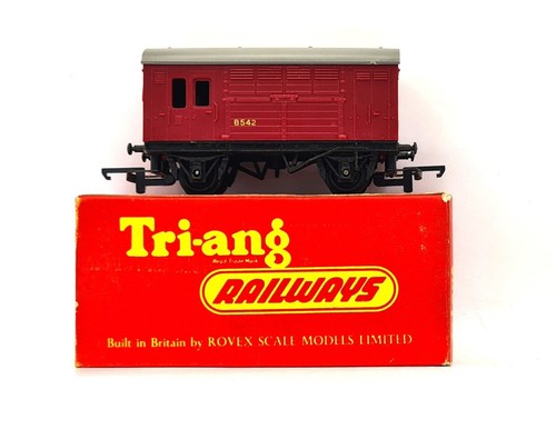 Tri ang railways - r123, horse