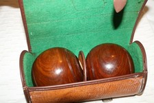 Old Wooden Bowling Bowls incuding Case !