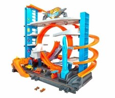 Hot Wheels FTB69 City Garage with Loops and Shark Design - Completely working