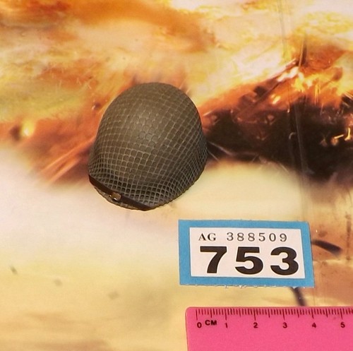 Scale wwii metal - metal, helmet