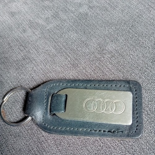 Genuine audi leather keyring - audi,