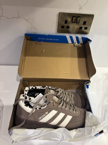 Adidas handball spezial chalky - adidas,