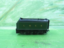 Bachmann Class A3/A4 loco non-motorised LNER corridor tender  - DCC pin