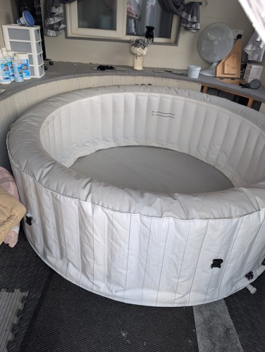Person wave hot tub - hot,