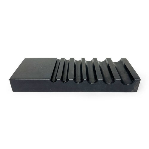Swage block with shaped - with, d-shaped