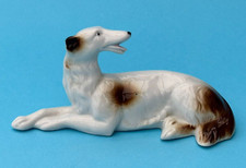 VINTAGE BORZOI /RUSSIAN WOLFHOUND PORCELAIN FIGURE DOG 9005 FOREIGN BROWN/WHITE