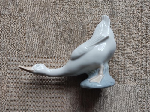 Nao lladro goose porcelain - goose,