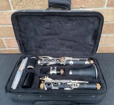 Elkhart 100CL student clarinet