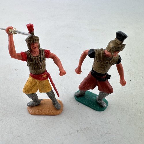 Pair plastic timpo toys - a,