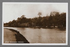 Real Photo River Promenade Reading Thames Unposted