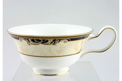 Wedgwood cornucopia teacup - -,