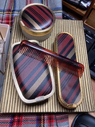 Vintage esquire comb studs - comb,,