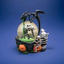 Disney Store Exclusive Nightmare Before Christmas Snow globe Some damage