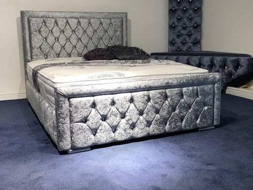 New 4ft crushed velvet - new,