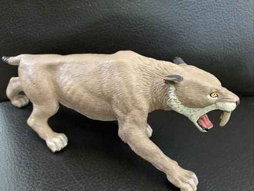 Papo sabre tooth tiger figure - sabre,