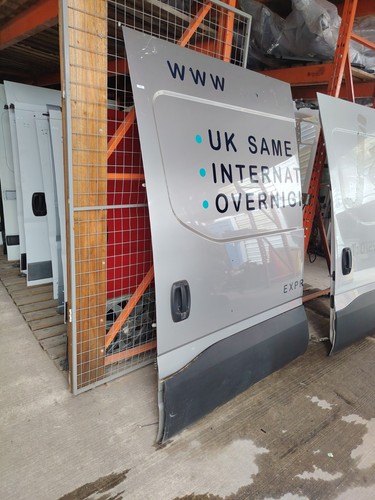 Iveco daily sliding door left - sliding,