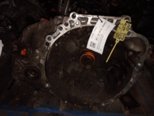 Toyota auris e4 4 - d-4d,