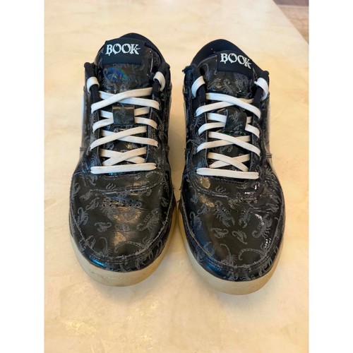Nike book chapter one - nike, black
