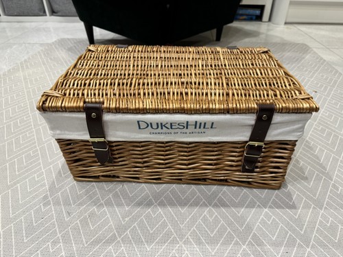 Luxury wicker picnic hamper - wicker, /