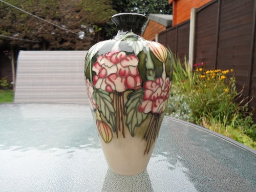 Moorcroft fuchsia pattern - moorcroft,