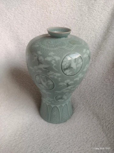 Korean celadon meiping - korean, vase