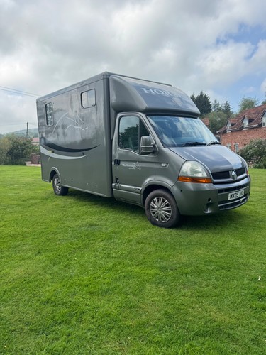 Renault marlborough horse - marlborough,