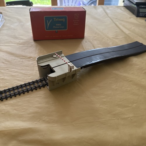 Bb176 triang minic - minic, motorway