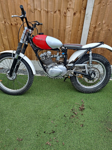 Triumph tiger cub trials - triumph,