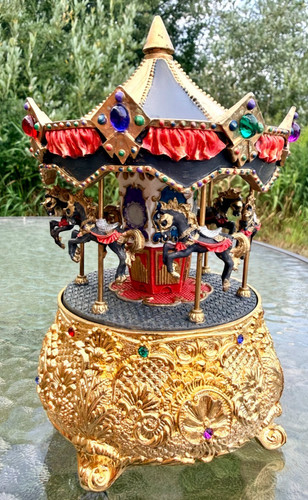 San francisco music box - music,