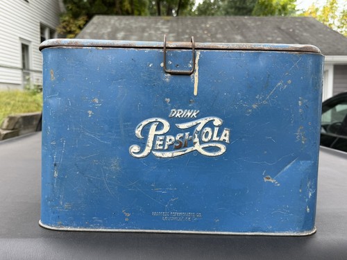 Vintage pepsi cola - pepsi-cola, embossed