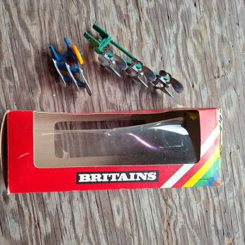 Britains 9546 vintage ploughs - britains,