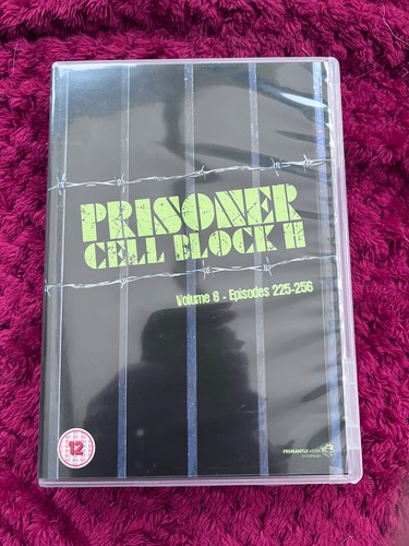 Prisoner cell block - cell, h