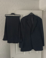 m & s gents 2 piece suite,jacket 42'' medium, pants 36''w. insleg 33''[ defects]