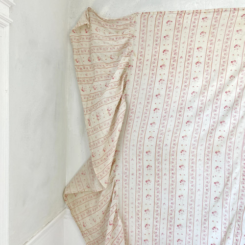Lightweight faded floral