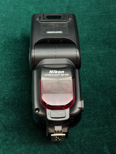 Nikon speedlight 900 good - nikon,