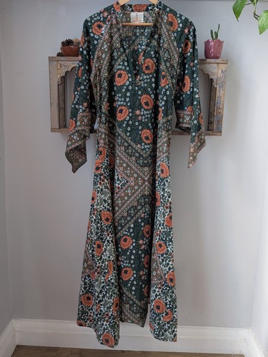Vintage 70s style seventies - vintage,