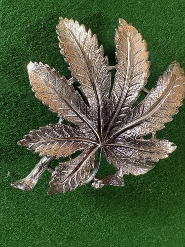 Vintage miracle leaf broach - vintage,