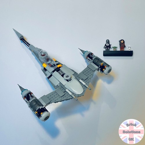 Wall mount minifigure holder - minifigure,