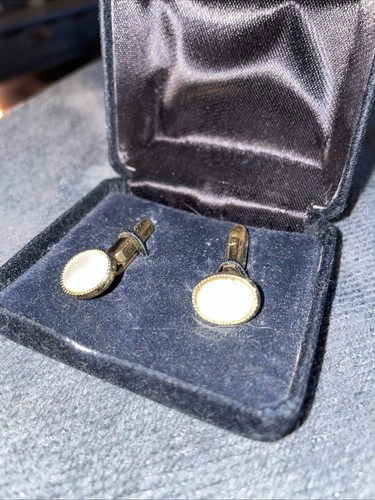 Cufflinks